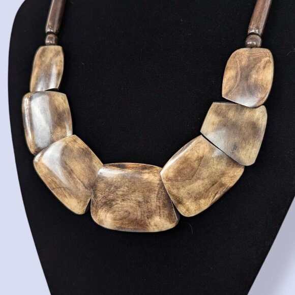 Vintage Brown Faux Horn Statement Necklace - Picture 2 of 6